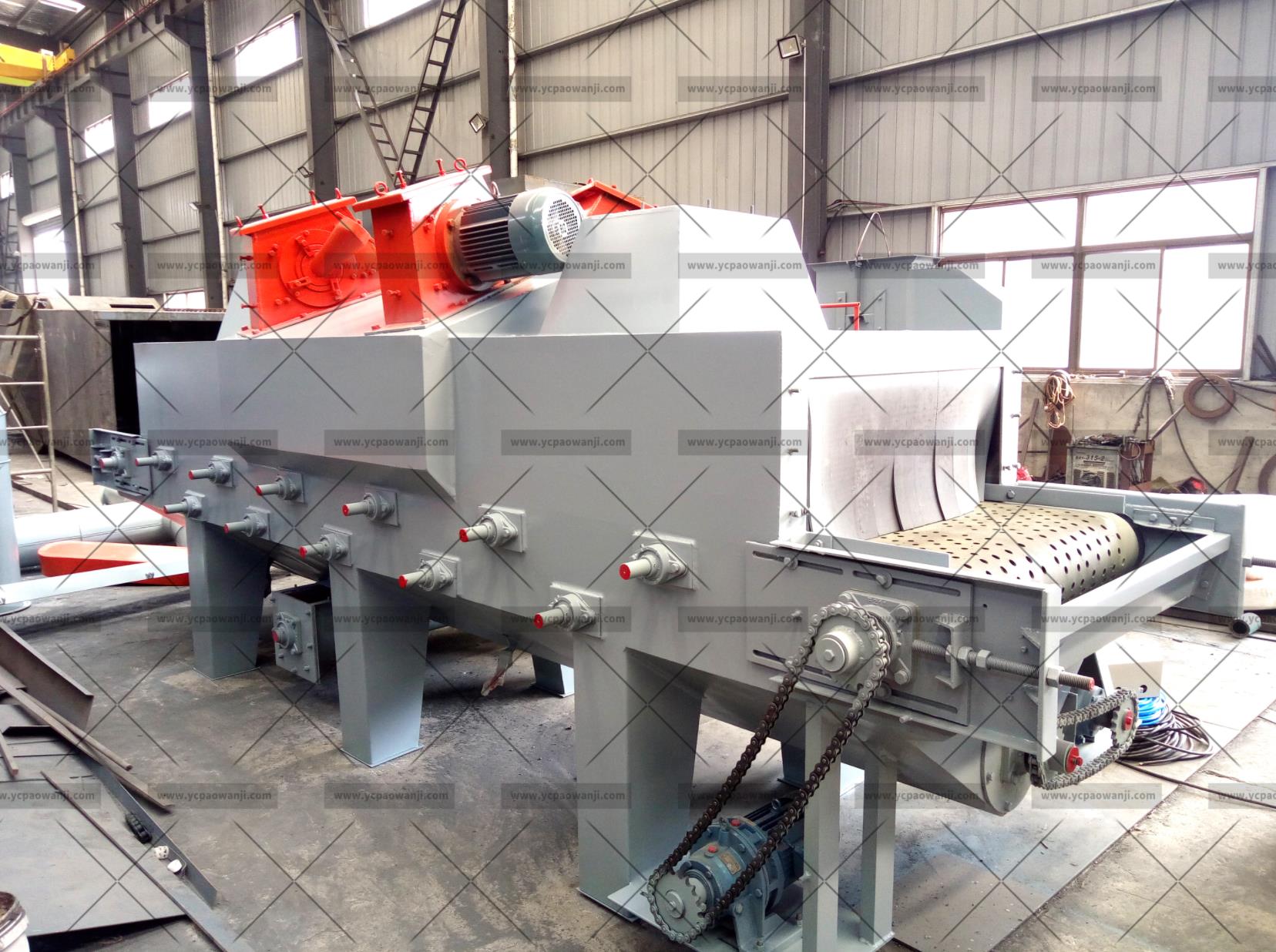 江蘇拋丸機(jī)除銹設(shè)備 發(fā)往煙臺(tái)的小型通過式拋丸機(jī)