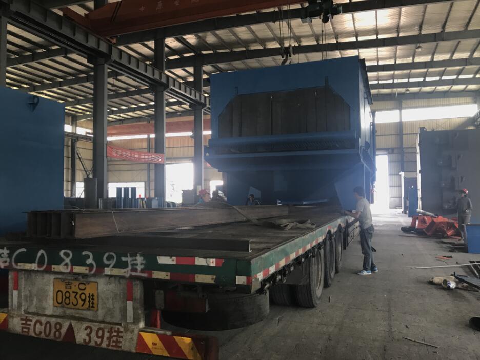 江蘇拋丸機(jī)除銹設(shè)備 1 成功發(fā)貨至廣西南寧一臺環(huán)保節(jié)能的H型鋼結(jié)構(gòu)拋丸機(jī) 1